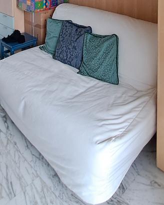 n. 2 divani letto Ikea