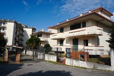 Appartamento con Box Auto e Terrazzo