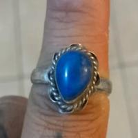 anello in argento con lapislazzuli