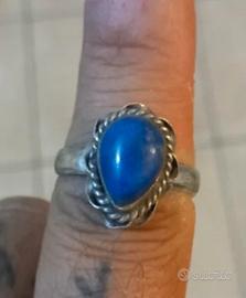 anello in argento con lapislazzuli