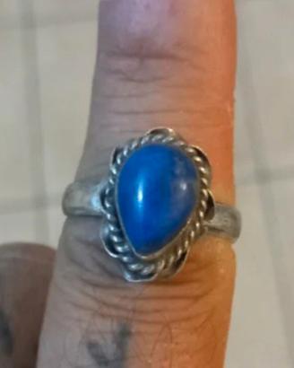 anello in argento con lapislazzuli