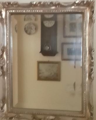 Specchio da parete con cornicelegno stile barocco