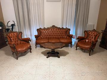 Salotto vintage in pelle e legno intagliato 4 pz