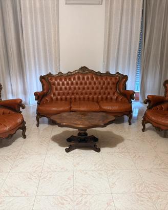 Salotto vintage in pelle e legno intagliato 4 pz