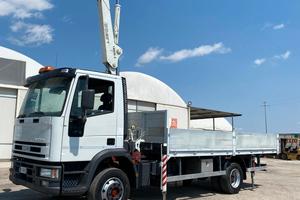 IVECO EUROCARGO 120E18 CON GRU BONFIGLIOLI P10200