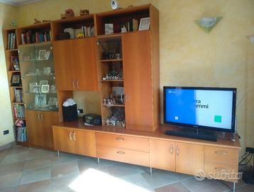 GRANDE MOBILE PER SALA COLOR NOCE NAZIONALE