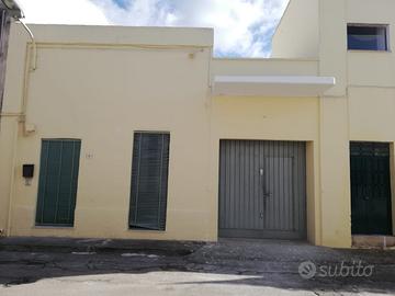 Casa indipendente Taviano centro