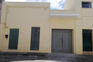 Casa indipendente Taviano centro