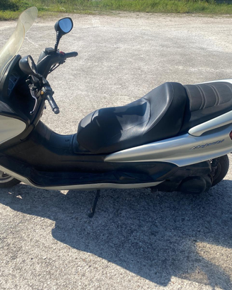 Yamaha majesty 250