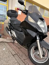 Honda silver wing 600