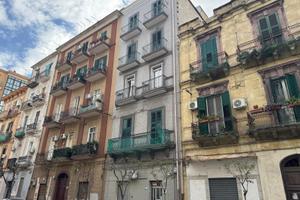 Via dante zona borgo/ospedale appartamento libero