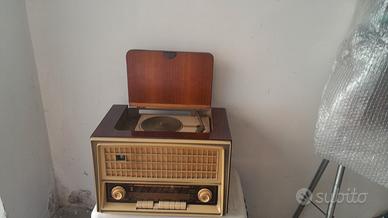 Radio Giradischi Magnadyne