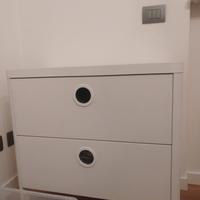 piccola cassettiera ikea