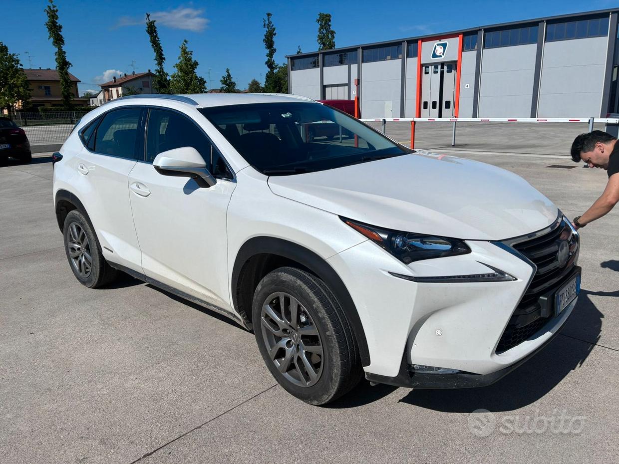 Lexus NX 1ª serie