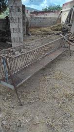 Mangiatoia per ovini