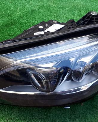 MERCEDES C-CLASSE W205 Restyling FULL LED Faro Fan