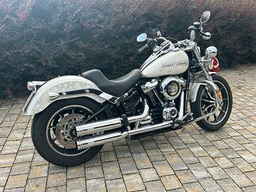 Harley Davidson Softail Low Rider