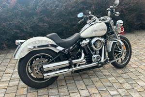 Harley Davidson Softail Low Rider