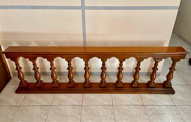Balaustra in legno massello