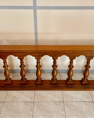 Balaustra in legno massello