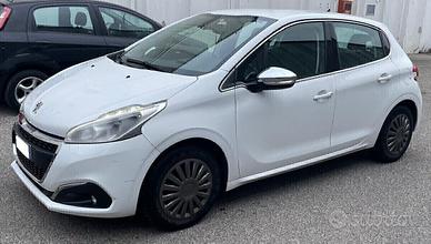 Peugeot 208 PureTech 82 5 porte Active
