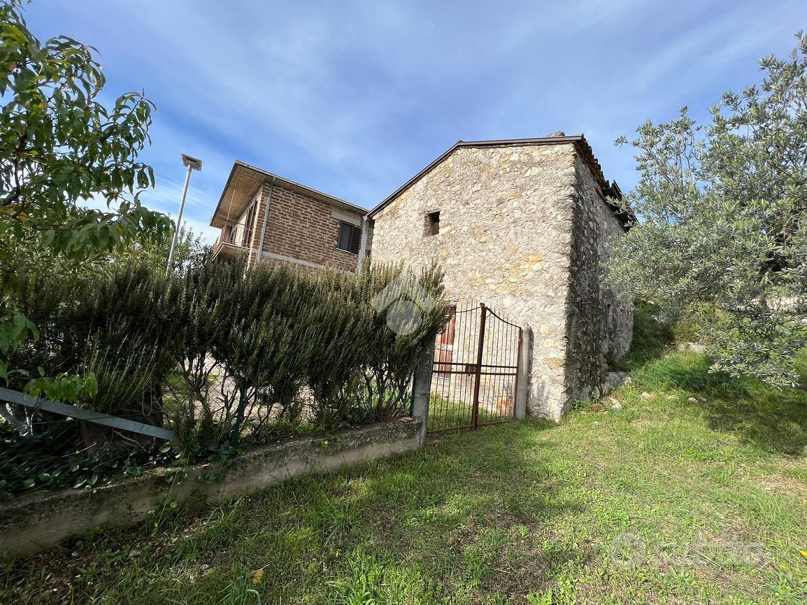 RUSTICO A VEROLI - Vista 5