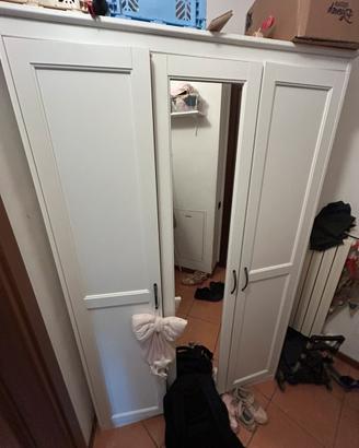 Armadio ikea provabile Brusali 3 ante con specchio