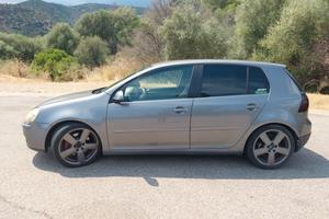 VOLKSWAGEN Golf 5ª serie - 2005