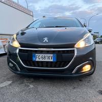 Peugeot 208 1.2 82 cv Puretech Allure
