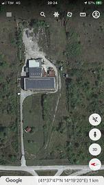 Capannone industriale con terreno