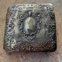 Astuccio sigarette  Belle Epoque placato argento
