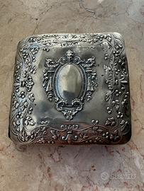 Astuccio sigarette  Belle Epoque placato argento