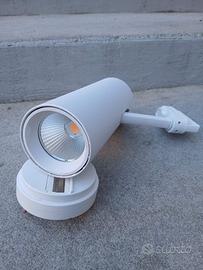 lampade led da parete direzionabili