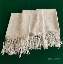 Asciugamani iniziali VP frange in fiandra 3 pezzi