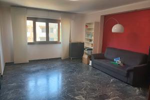 Stanza uso ufficio - Firenze, Via Campani