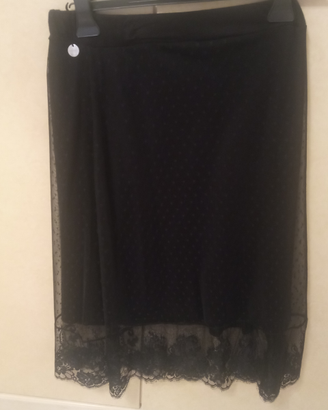 Gonna in pizzo nero