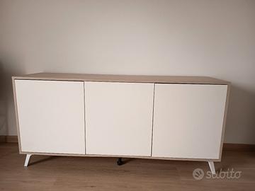 Mobile credenza buffet