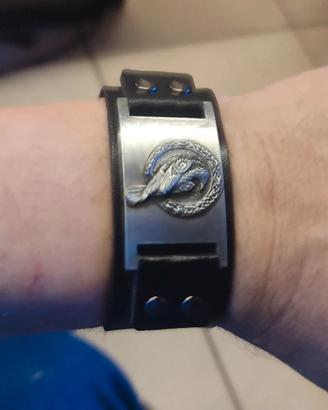 Bracciale nordico pelle Fibia Dorata simbolo
Corvo