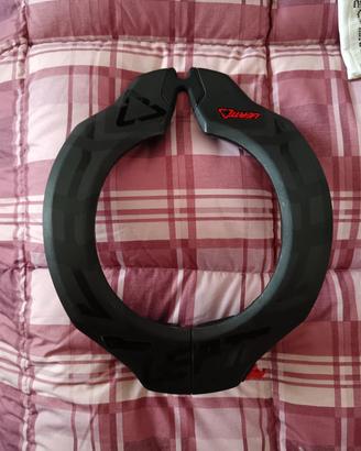 collare leatt per DH