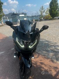 BMW K1600 gt