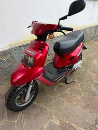 YAMAHA BW's 50 cc ANNO 2004 650 KM