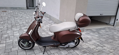 Vespa Primavera 125