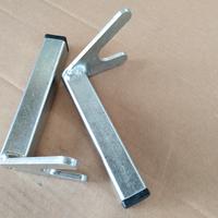 Coppia di attacchi a "V" 