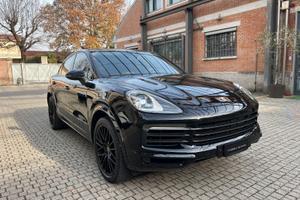 PORSCHE CAYENNE COUPE HYBRID 2021