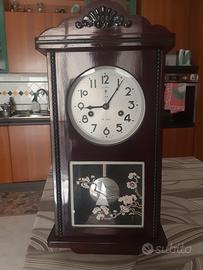 Orologio a pendolo vintage