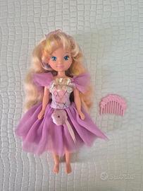 Lady lovely locks 