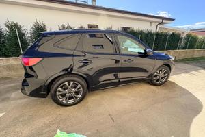 Ford Kuga ST line