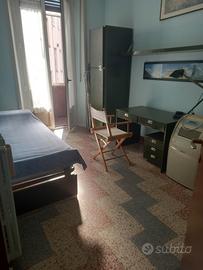 Stanza luminosa e silenziosa Città Studi di 