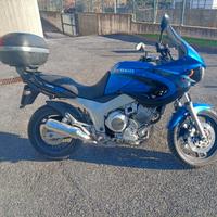 YAMAHA TDM 850