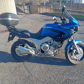 YAMAHA TDM 850